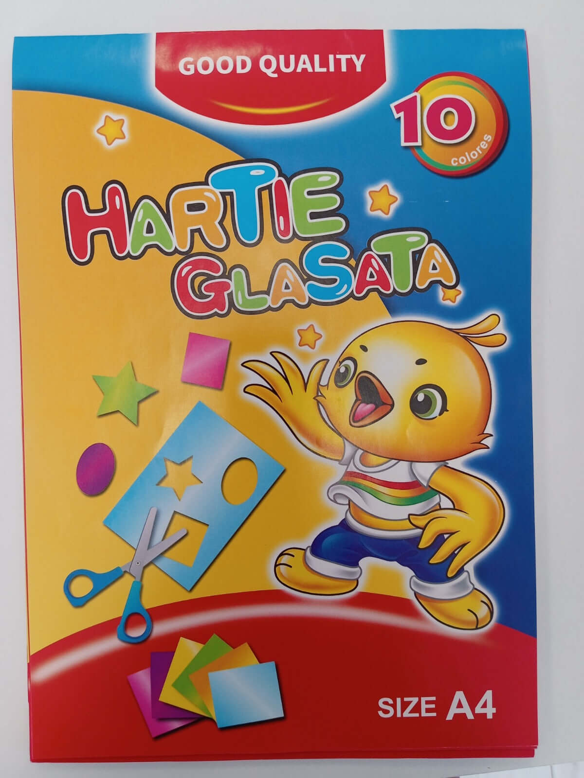 Hârtie glasată de calitate, ideală pentru imprimări foto și proiecte creative cu finisaj lucios.